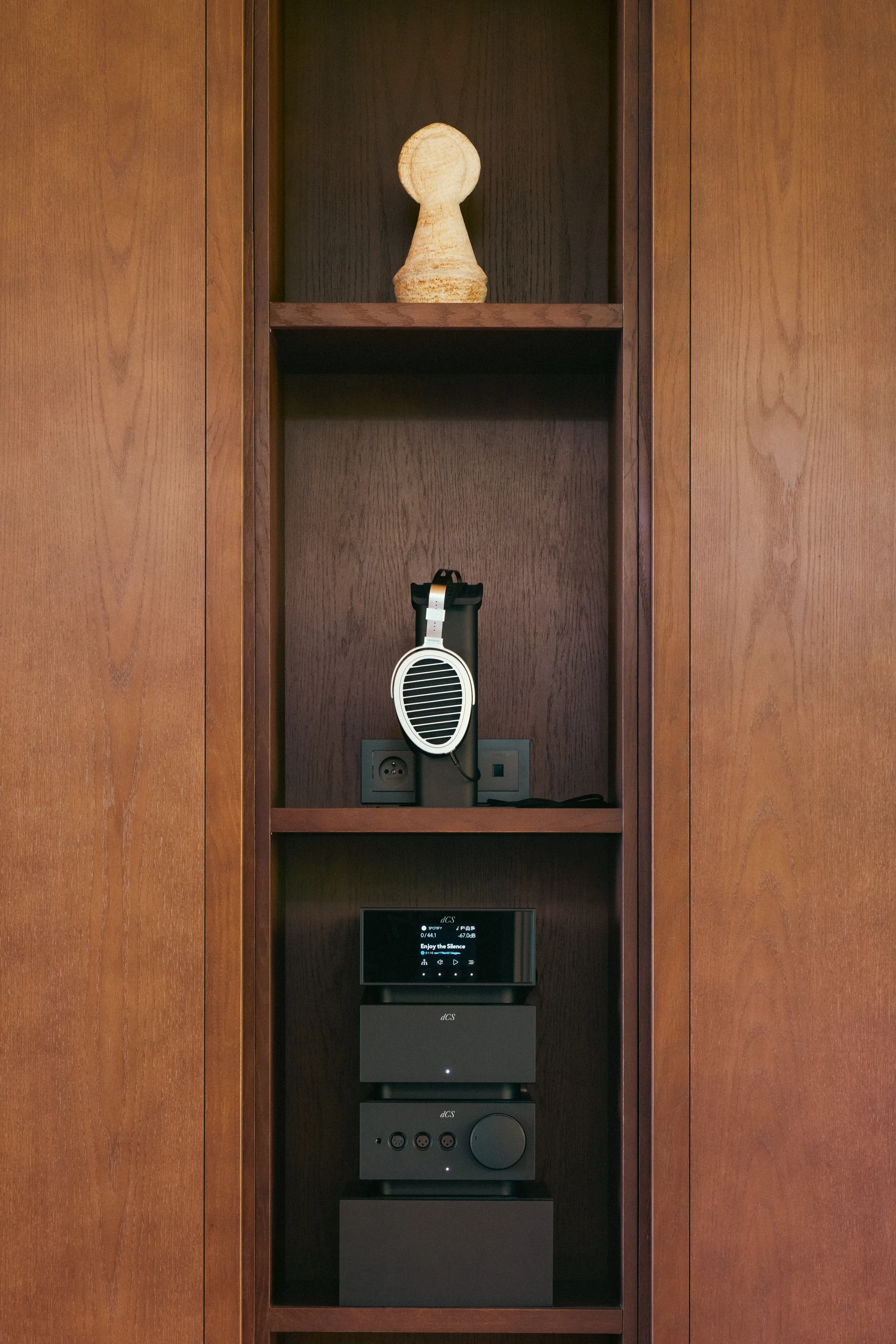 Oro Paraoa EXP Audio 01 Guy Montagu Pollock