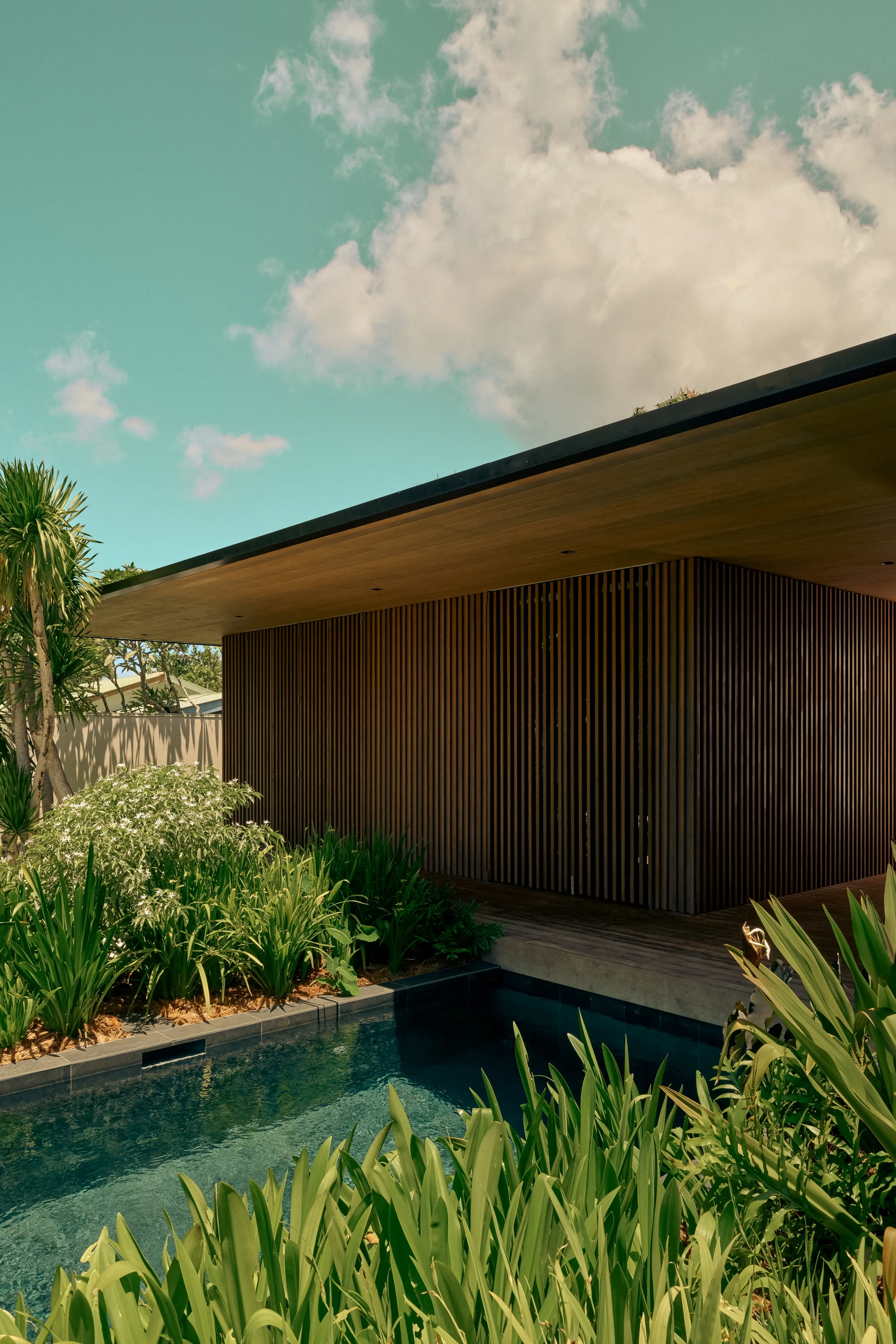 Oro Paraoa SPA Gym 01 Guy Montagu Pollock