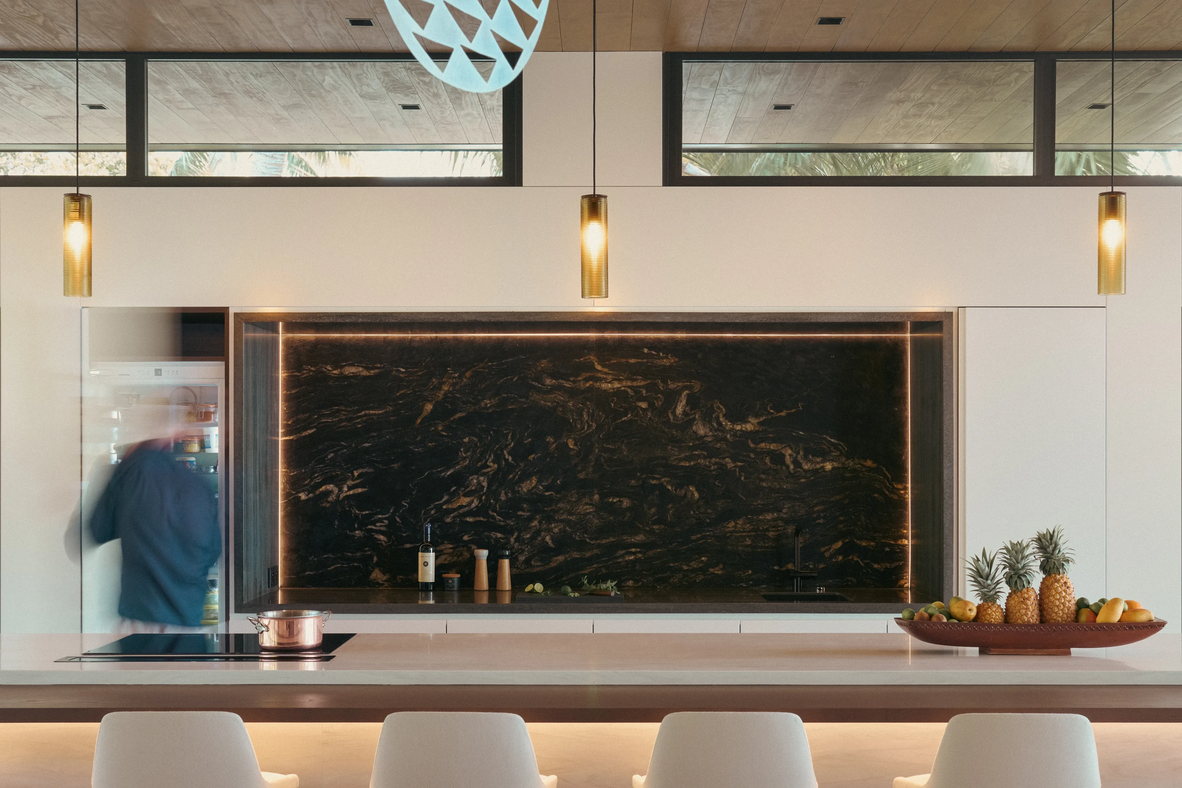 Oro Paraoa SPA Lagoon Villa 18 Guy Montagu Pollock